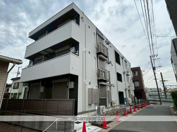 DーROOM南花園の外観