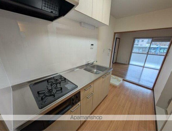 YKビル305のキッチン