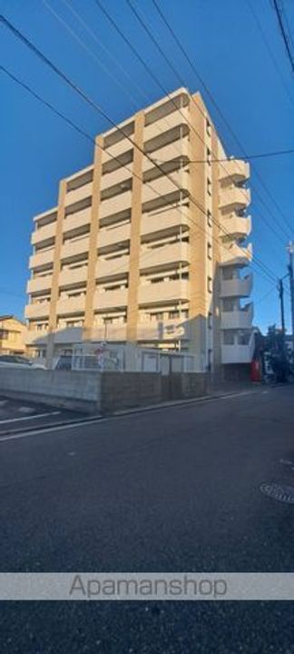 LIBTH箱崎401の外観