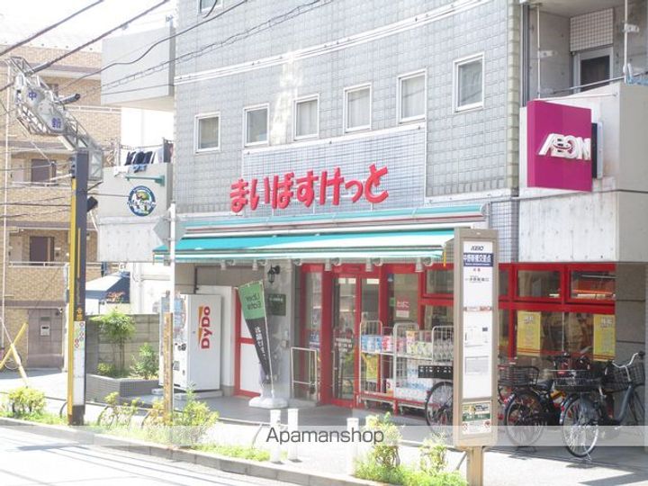 東京都中野区本町3丁目の賃貸マンションの周辺