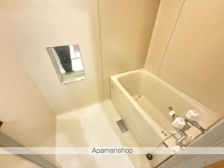 LEXUS七重浜B(レクサスナナエハマビー)103の風呂