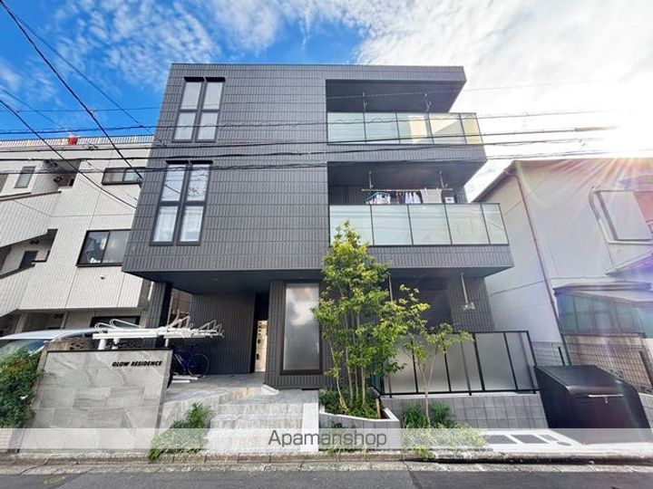GLOW RESIDENCEの外観