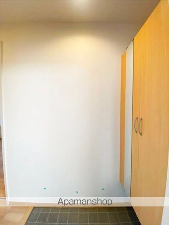 メゾン モナミの玄関