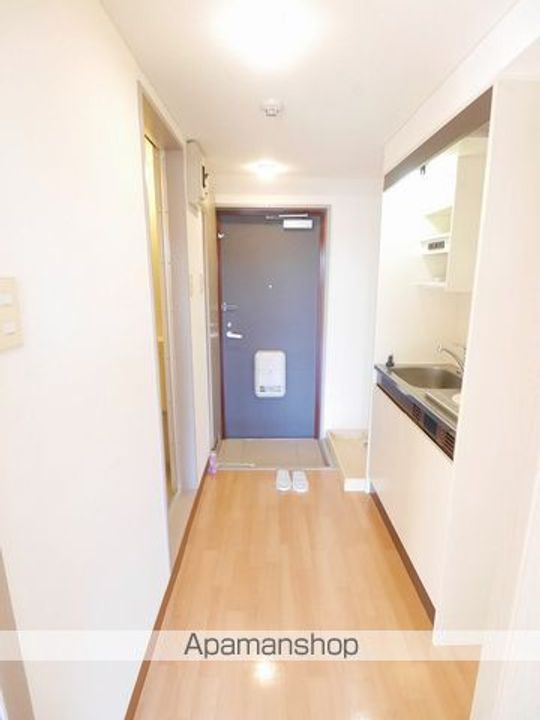 CENT浦和206の玄関