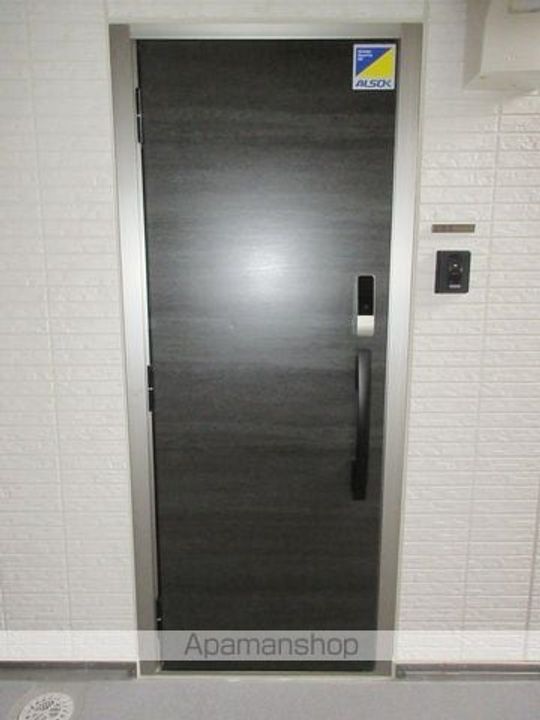 D−ROOM富竹新田205号室の玄関