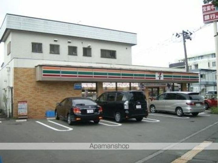 FORET LUMIEREの周辺