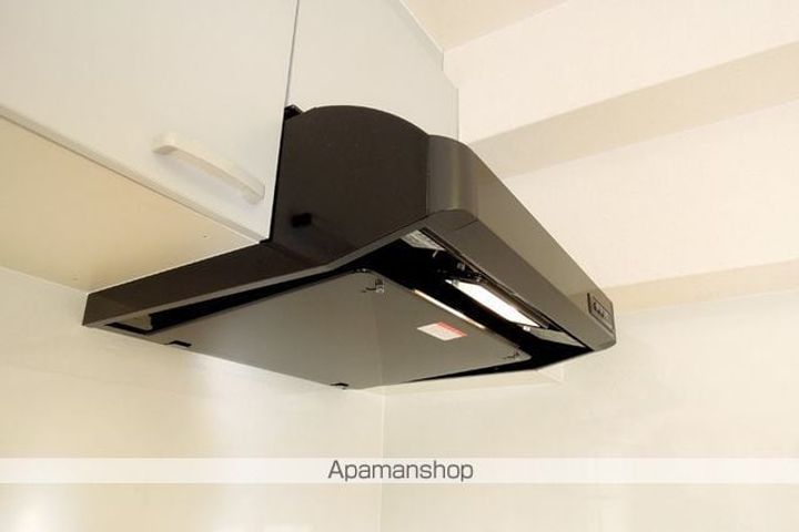 カルミア90406のキッチン