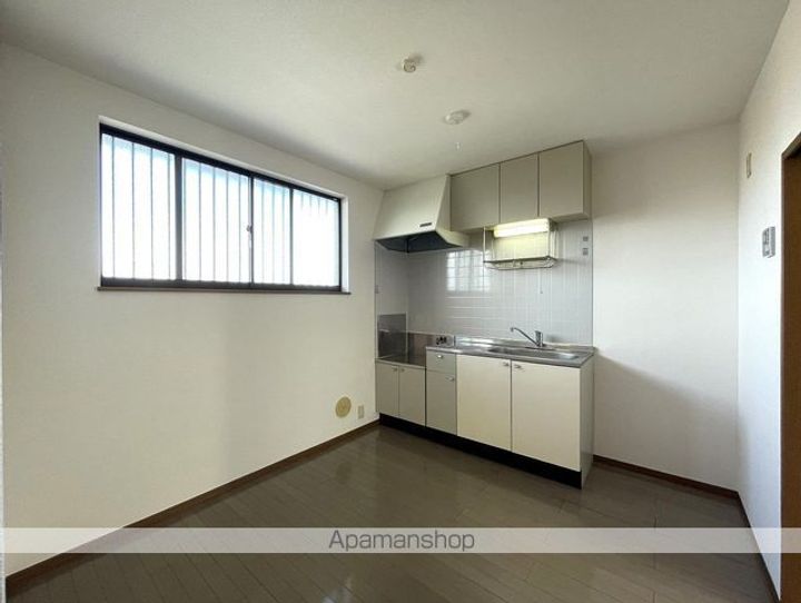 プレステージ八千代台PARTⅠの居間