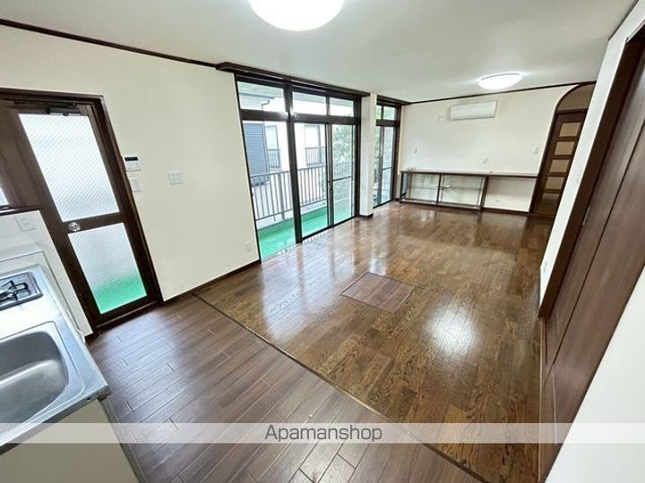 南小岩6丁目住宅2Fの居間