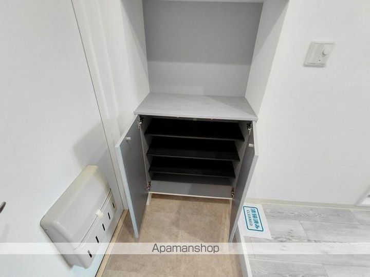 カームハイツ銀杏町305の内装