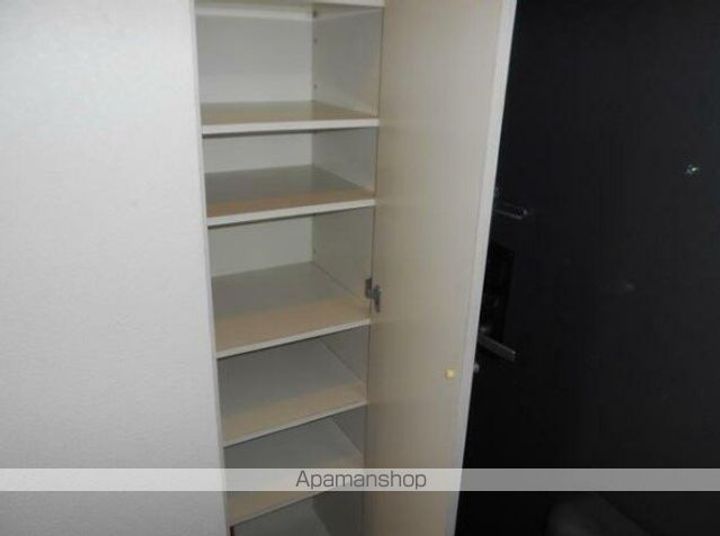 モンシャトー松戸Ⅱの玄関