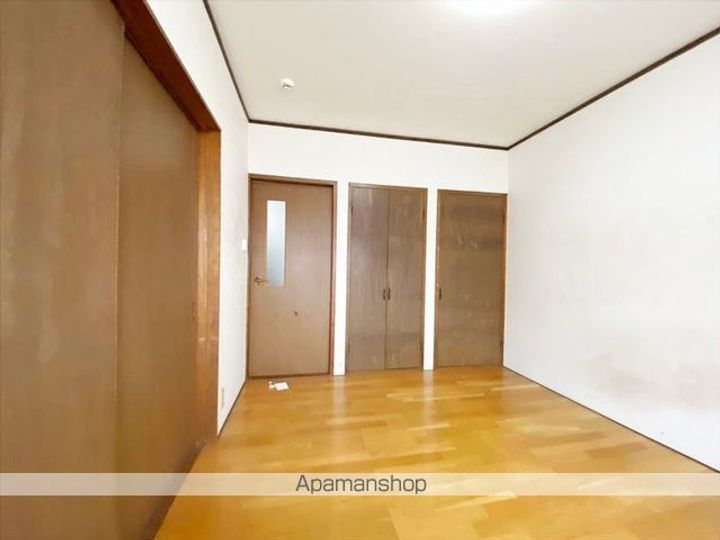 グローバルKYの内装