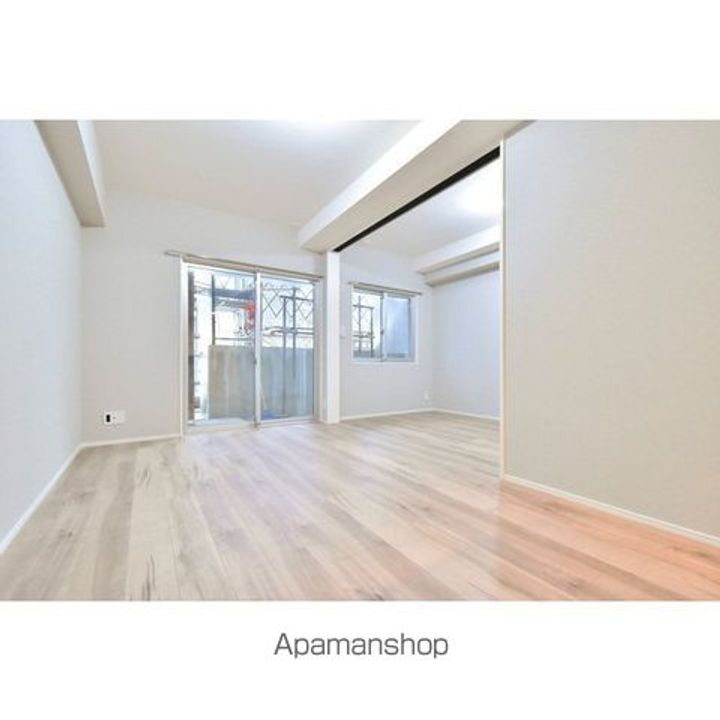 フェリシエ久留米202の居間