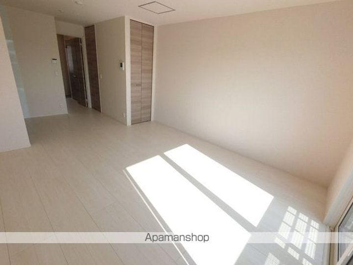 カスタリアⅥの内装