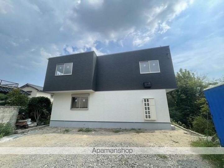 岡山県岡山市北区庭瀬の賃貸アパートの外観