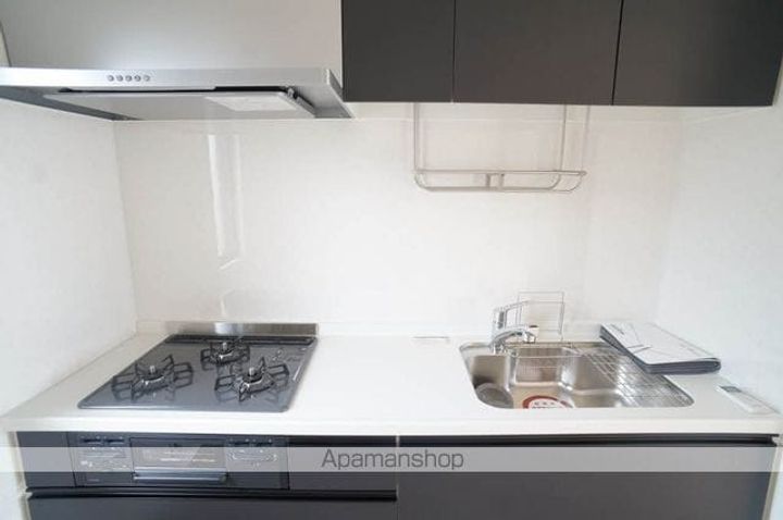 福島県福島市笹谷字谷地前の賃貸アパートのキッチン