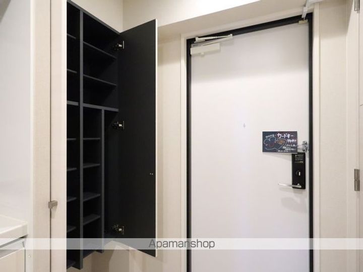 BLANCASA 久屋大通の玄関