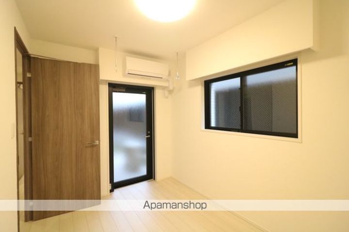 東京都武蔵野市境1丁目の賃貸マンションの内装