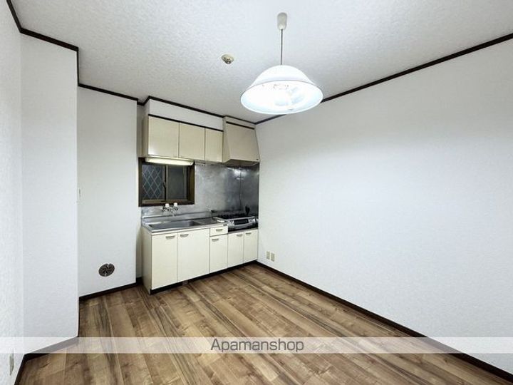 フォンテーヌDの居間