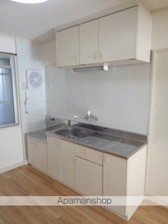 静岡県浜松市中央区蜆塚1丁目の賃貸マンションのキッチン