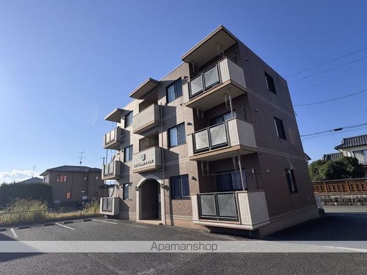 ヒーローマンションアイリス301の外観