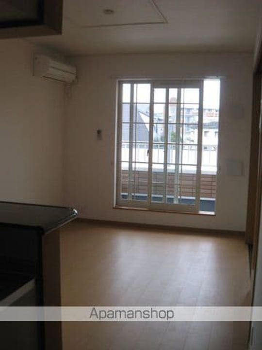 フィオーレ・Rの居間