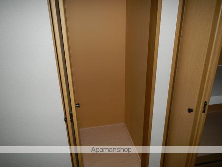 神奈川県横浜市鶴見区馬場3丁目の賃貸アパートの内装