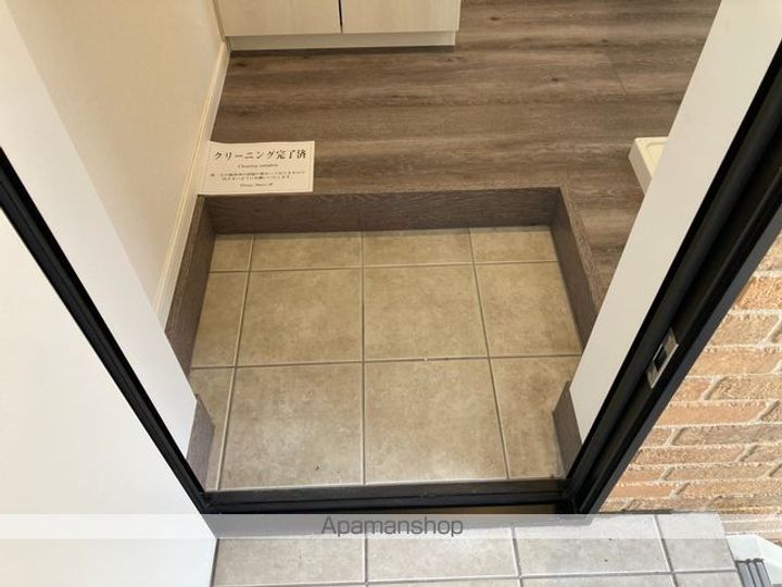 フェリスイニシオ202の玄関