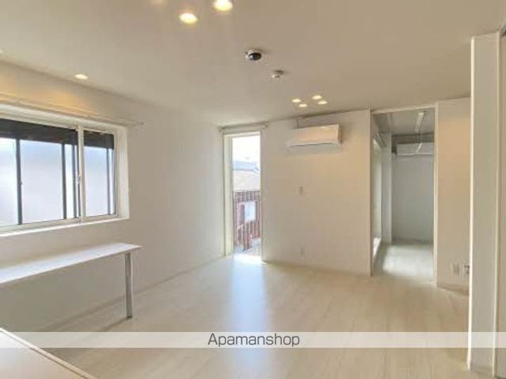 MALINO GARDENの居間