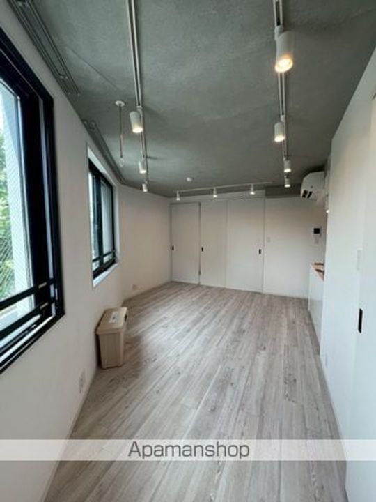 東京都杉並区方南1丁目の賃貸マンションの内装