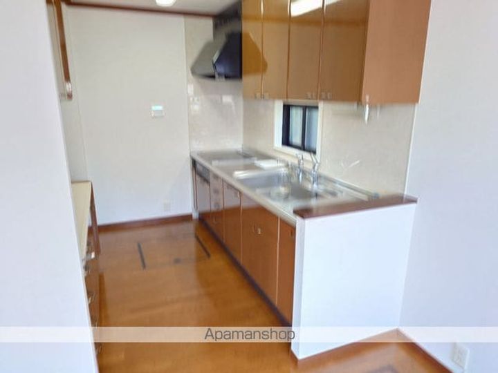 青森県八戸市桜ケ丘2丁目(一戸建)の賃貸物件戸建てのキッチン