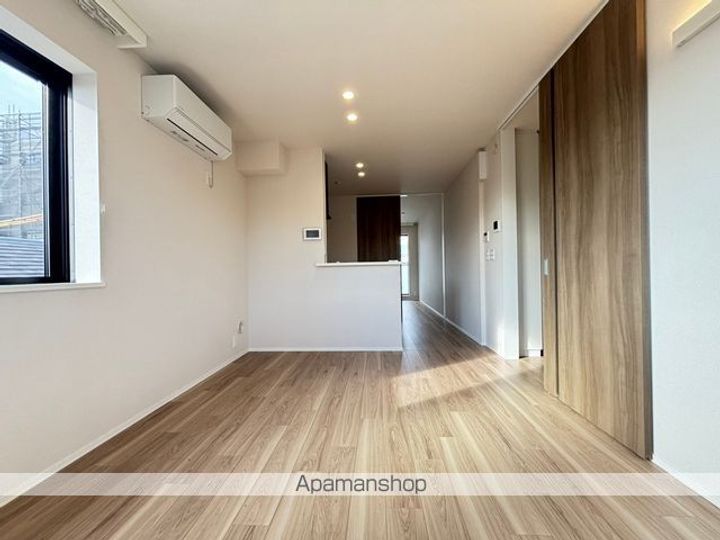 GLOW RESIDENCEの内装