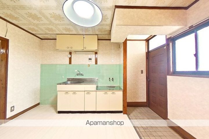 高知県高知市神田の賃貸アパートの内装