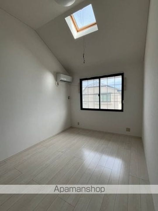 ホワイトキャッスル遠見塚9番館の内装