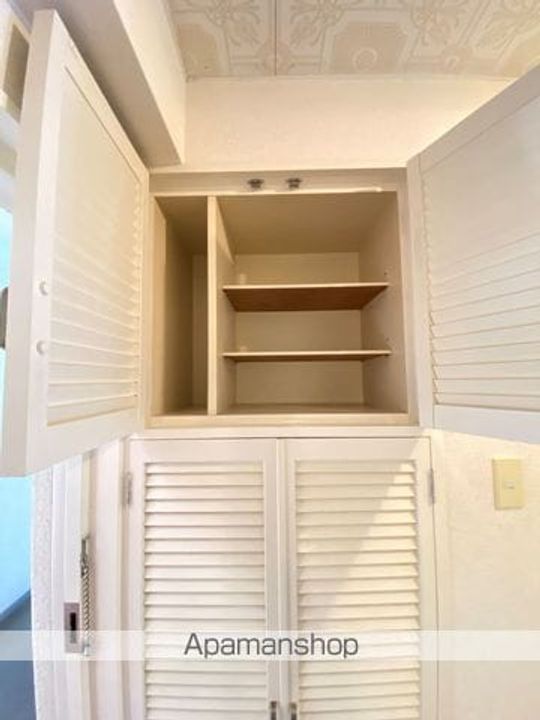 シャンブル八木山403の内装