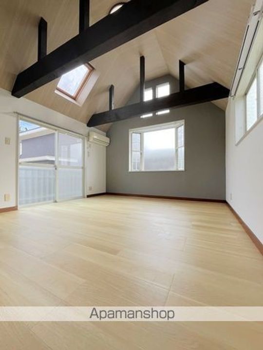 プライベートタイム205の居間