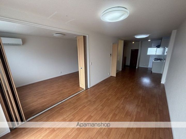 中丸ビル2Dの内装