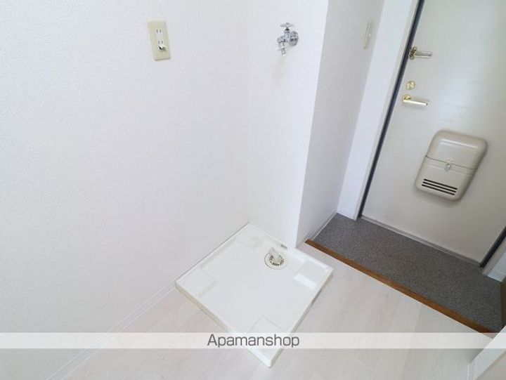 愛知県名古屋市昭和区阿由知通3丁目の賃貸マンション406の内装