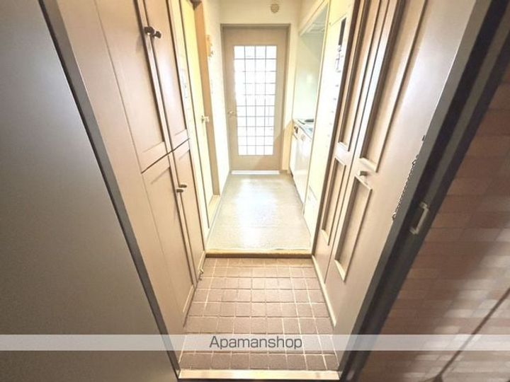 ダイアパレス函館南部坂(ダイアパレスハコダテナンブザカ)507の玄関