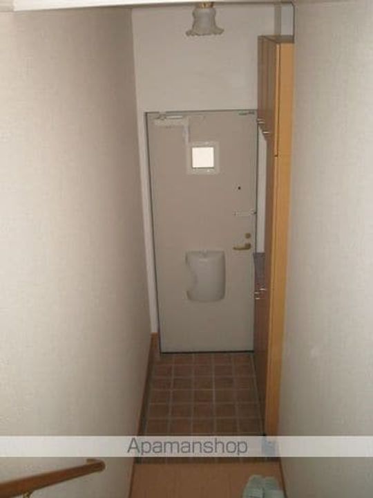 フィオーレ・Rの玄関