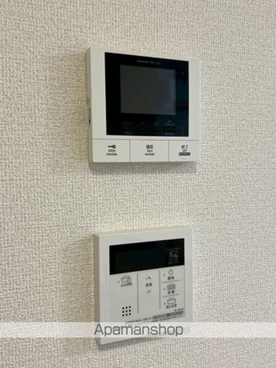 ディーグラースのその他画像