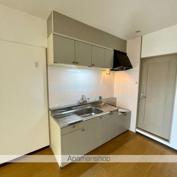 滋賀県草津市草津町の賃貸マンションのキッチン