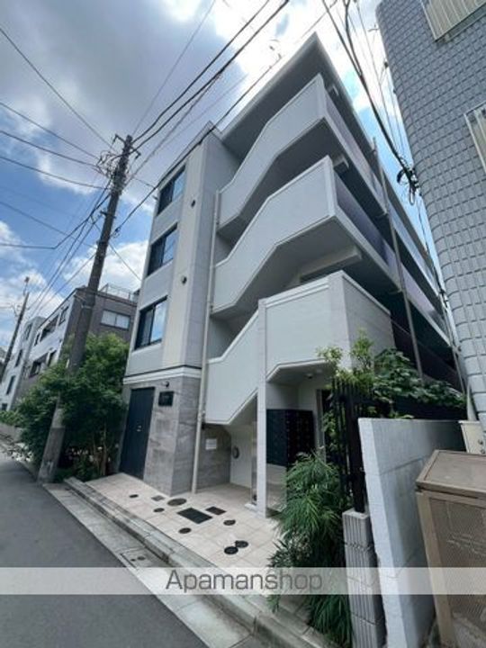 東京都中野区新井5丁目の賃貸マンションの外観