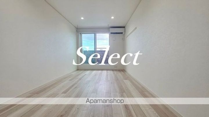 ハーミットクラブハウス横浜桜木町南の居間