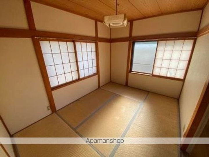 コーポ湖桜101の内装