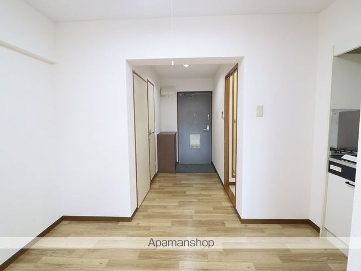 福島県郡山市山根町の賃貸マンションの内装