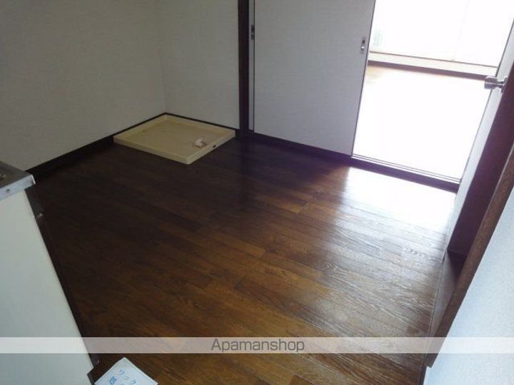 弓の町ハイツA105の玄関