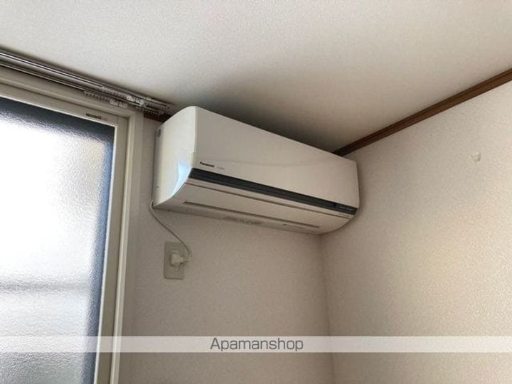 アレーズ103の内装