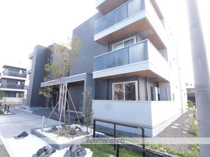 COUR18高宮Wの外観