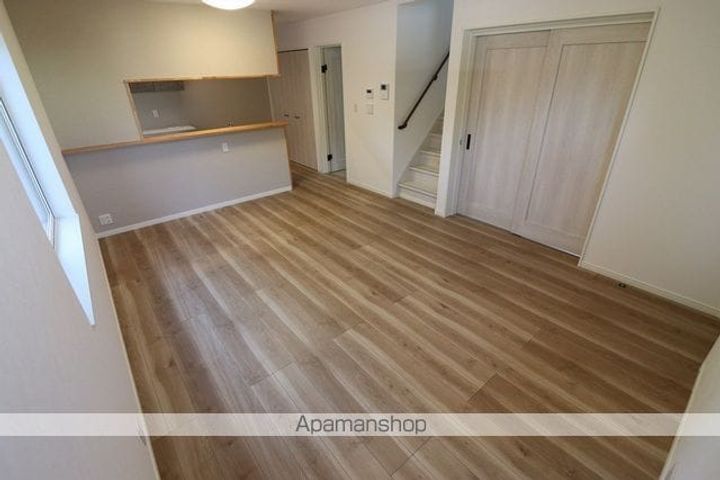 北海道千歳市信濃4丁目(一戸建)の賃貸物件戸建ての居間